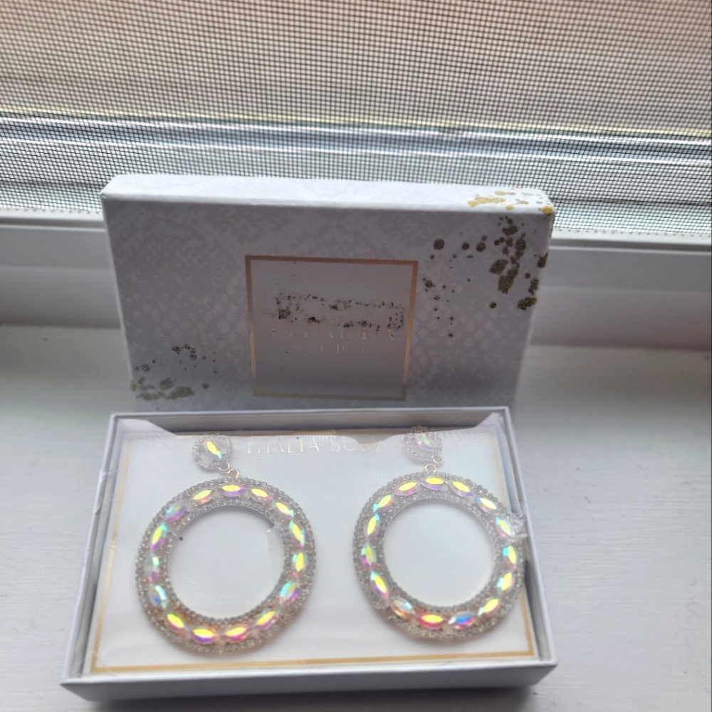 Thalia sodi dangle earings